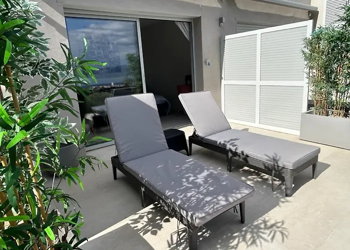 Vendégház Casa Lc Chambre1 Vue Jacuzzi