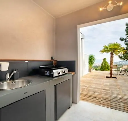 Affittacamere Casa Lc Chambre1 Vue Jacuzzi