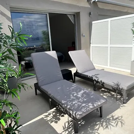 Affittacamere Casa Lc Chambre1 Vue Jacuzzi